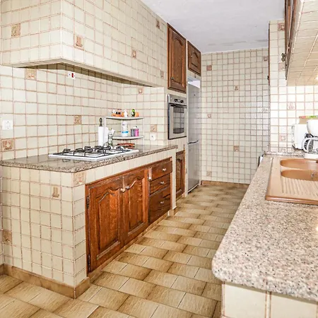 In With Kitchen * Farinole
