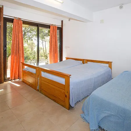 2 Bedroom Awesome In